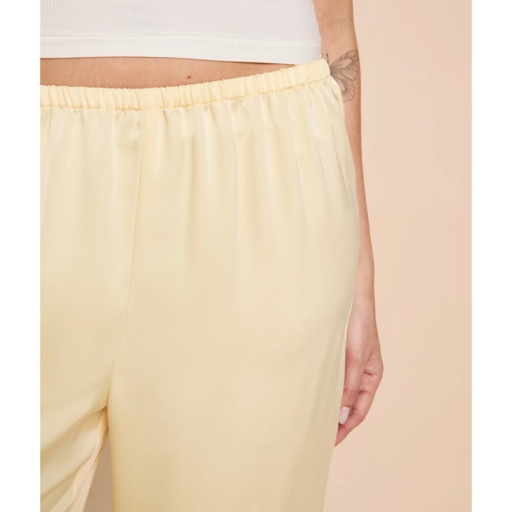 New $122 Caara Ivanna butter yellow satin pants sz M - Picture 4 of 7